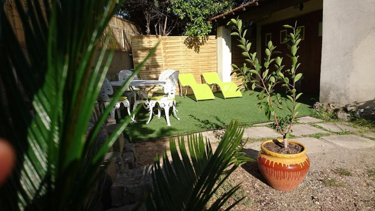 Guest House Provencal Vitrolles  Exterior photo